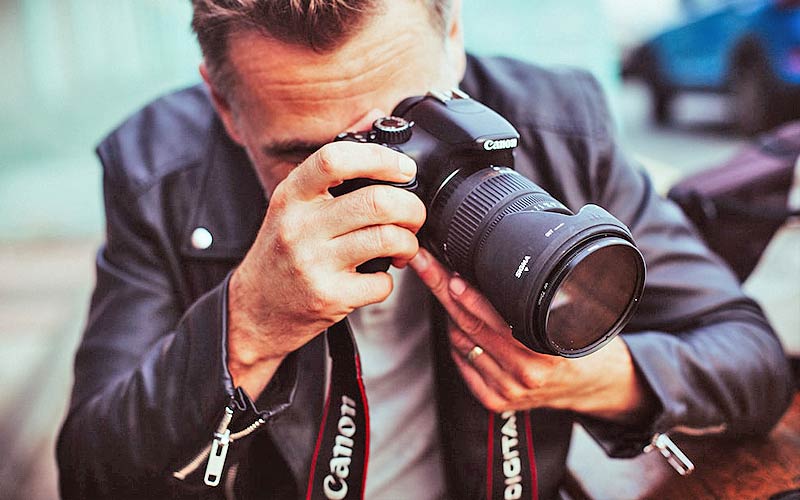 Jak ubrać się do fotografa na zdjęcie do prawa jazdy - praktyczny poradnik