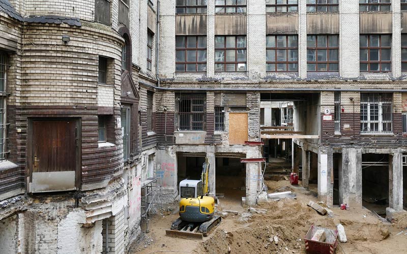 Dlaczego kastra budowlana to niezbędnik na każdej budowie?