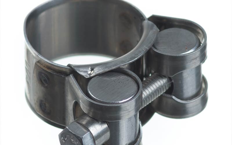 Obejmy do rur nierdzewne - kiedy są najlepszym wyborem i czym się wyróżniają?