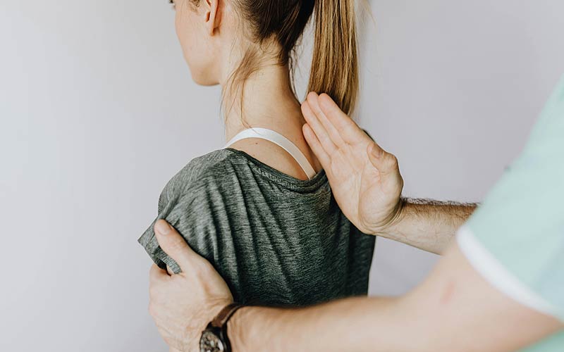 Terapia wad postawy - dlaczego jest tak ważna i na czym polega?